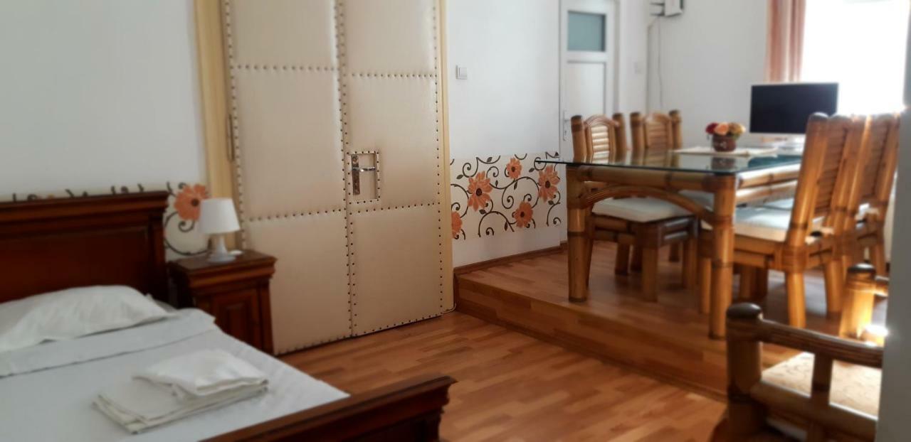 Casa Piata Sfatului Lejlighed Braşov Eksteriør billede